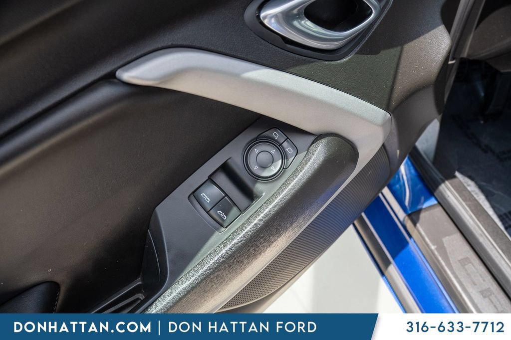 Used 2019 Chevrolet Camaro LT RWD image 17