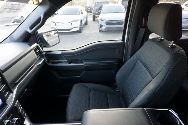 Certified 2022 Ford F150 XLT w/ Equipment Group 302A High image 27