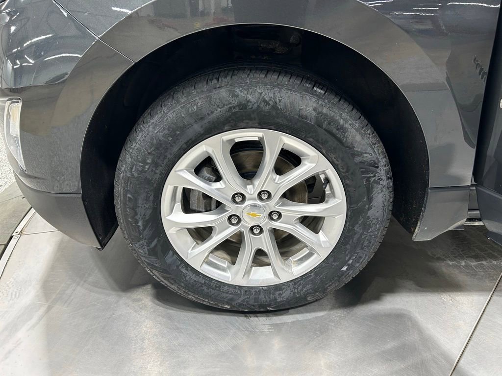 Used 2020 Chevrolet Equinox LT w/ LPO, Floor Liner Package AWD/4WD image 26