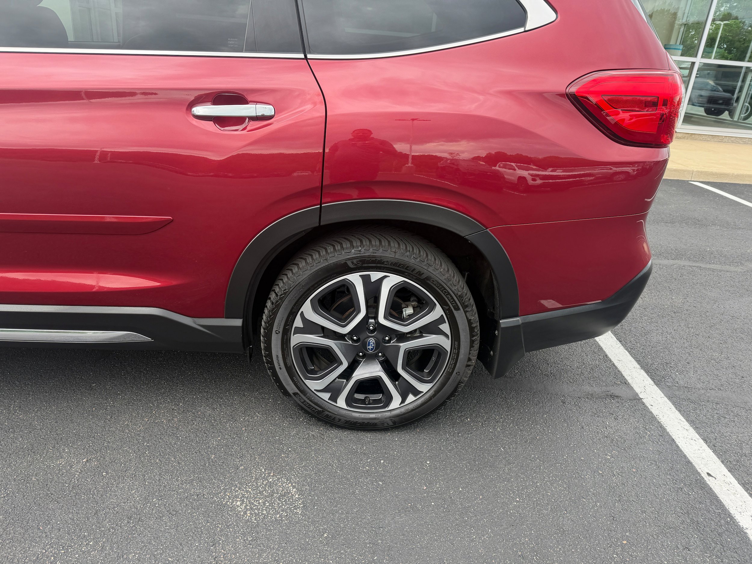 Used 2023 Subaru Ascent Touring AWD/4WD image 10