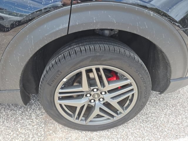 Certified 2025 Ford Explorer ST-Line w/ ST-Line Street Pack AWD/4WD image 8