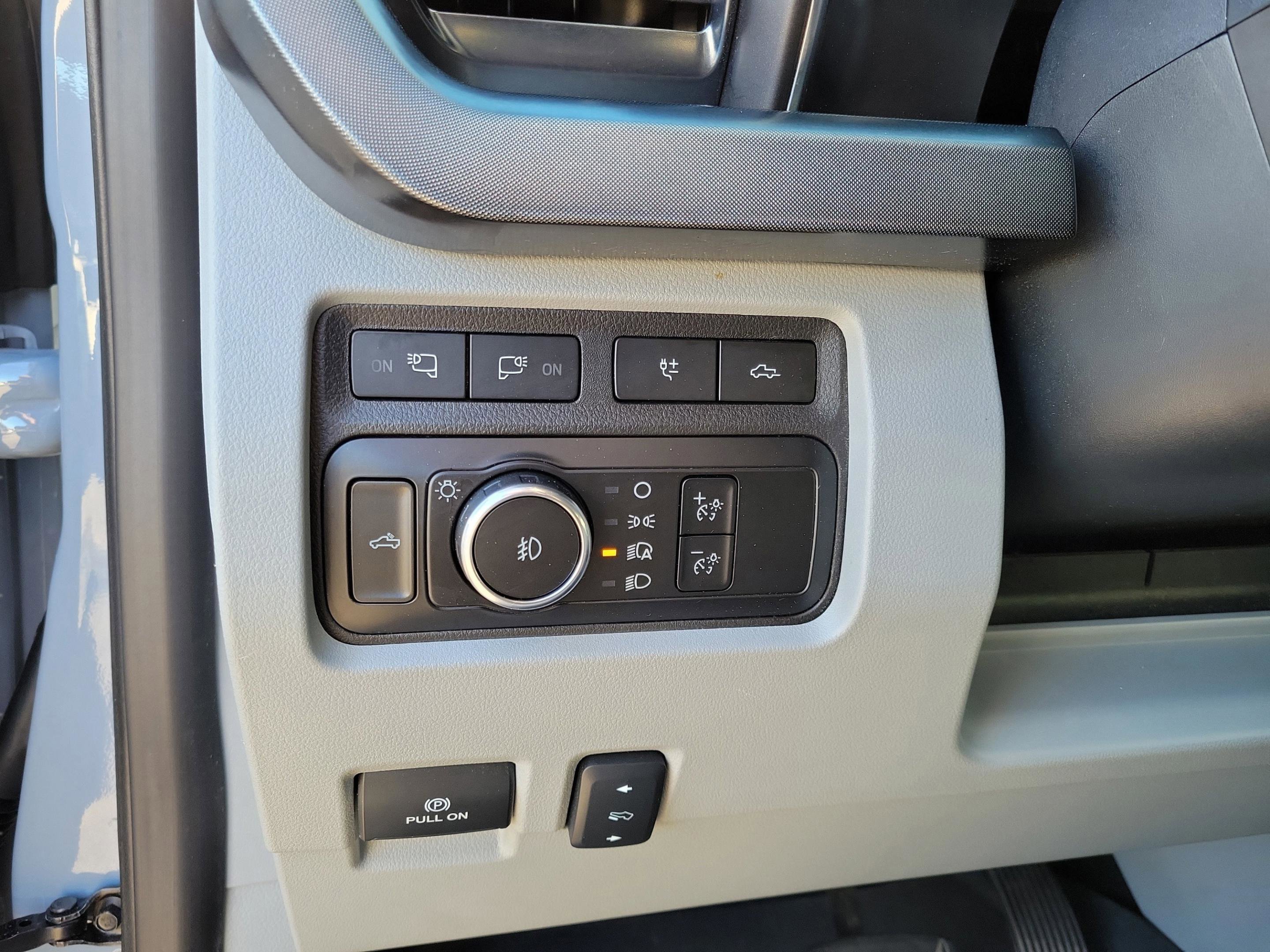 Certified 2024 Ford F250 Limited w/ FX4 Off-Road Package image 9