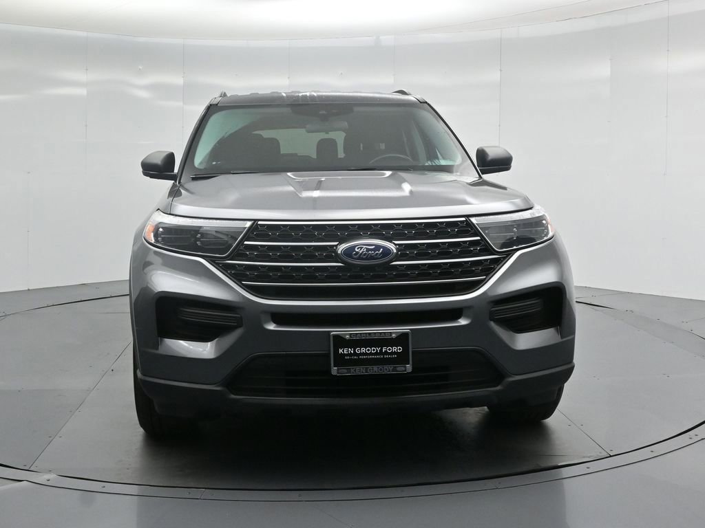 Certified 2022 Ford Explorer XLT w/ Class IV Trailer Tow Package image 29