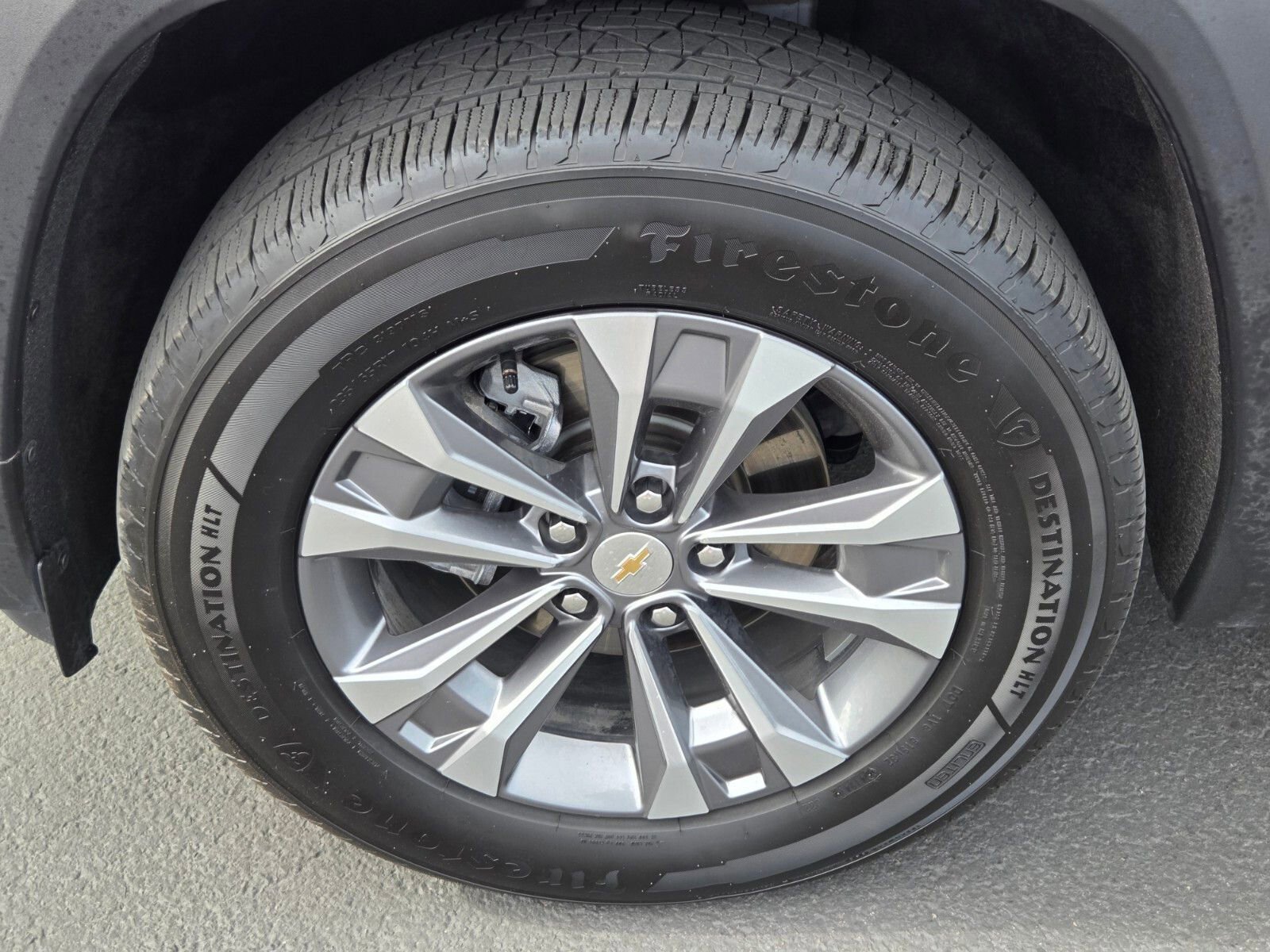 Used 2025 Chevrolet Equinox LT w/ Convenience Package II image 9