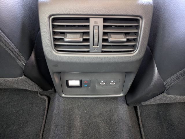 Used 2025 Nissan Rogue SL w/ SL Premium Package image 16