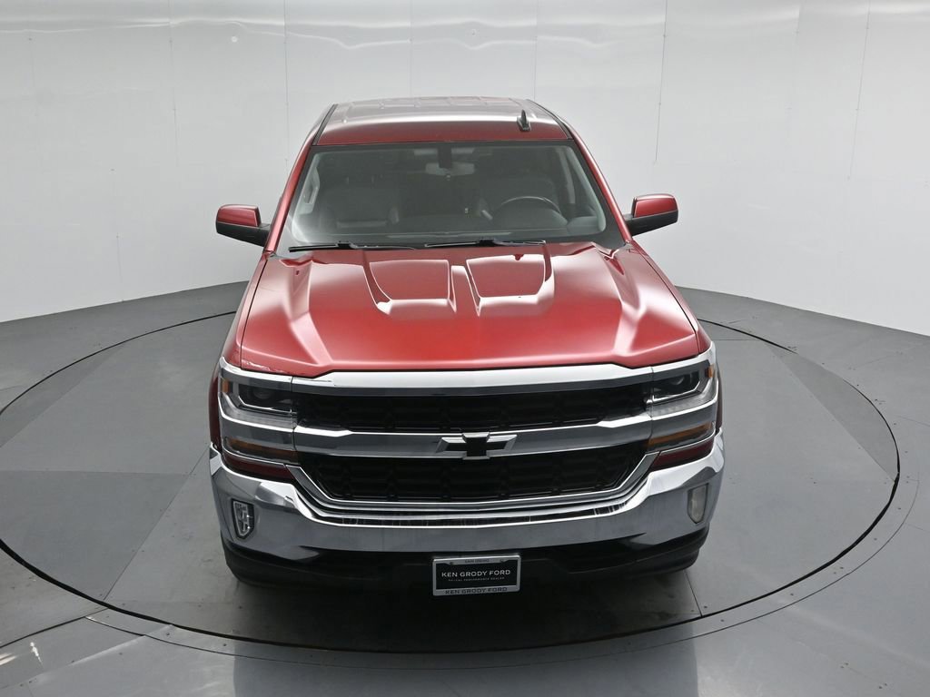Used 2018 Chevrolet Silverado 1500 LT w/ All Star Edition image 32
