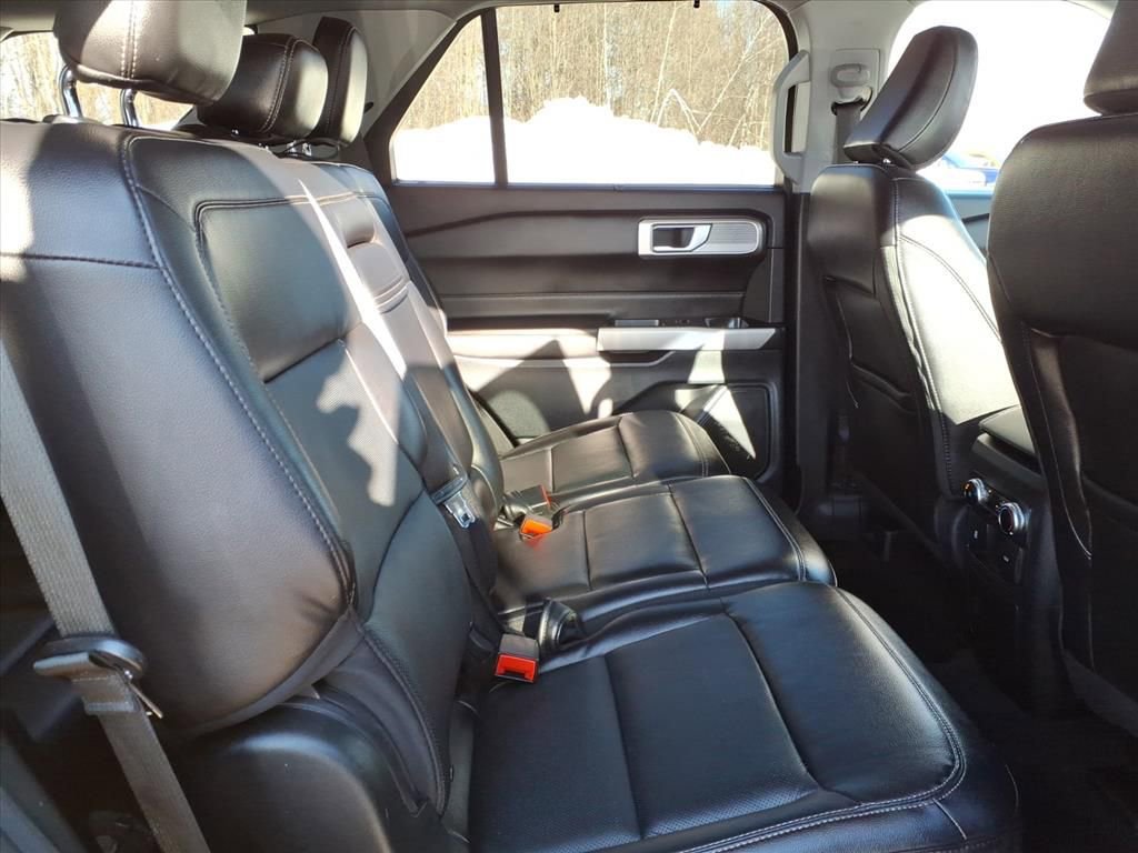Certified 2023 Ford Explorer Limited image 8