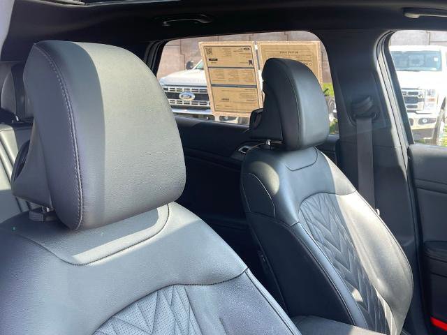 Used 2023 Kia Sportage X-Line w/ X-Line Premium Package AWD/4WD image 17