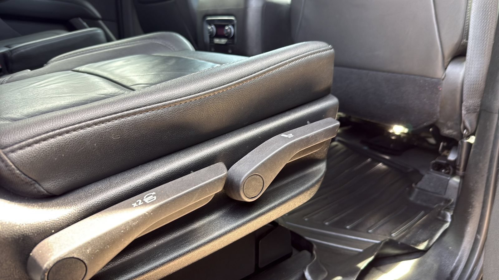 Used 2021 Chevrolet Tahoe Z71 AWD/4WD image 26