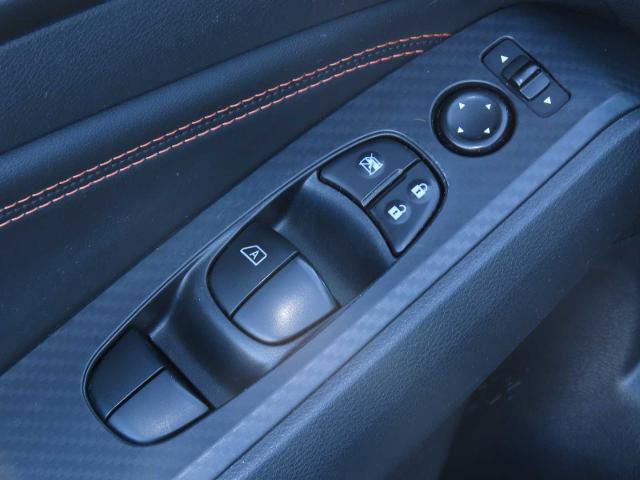 Used 2020 Nissan Altima 2.5 SR w/ Premium Package image 19