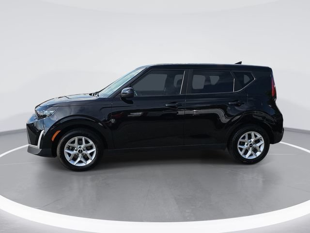 Used 2024 Kia Soul S FWD image 2