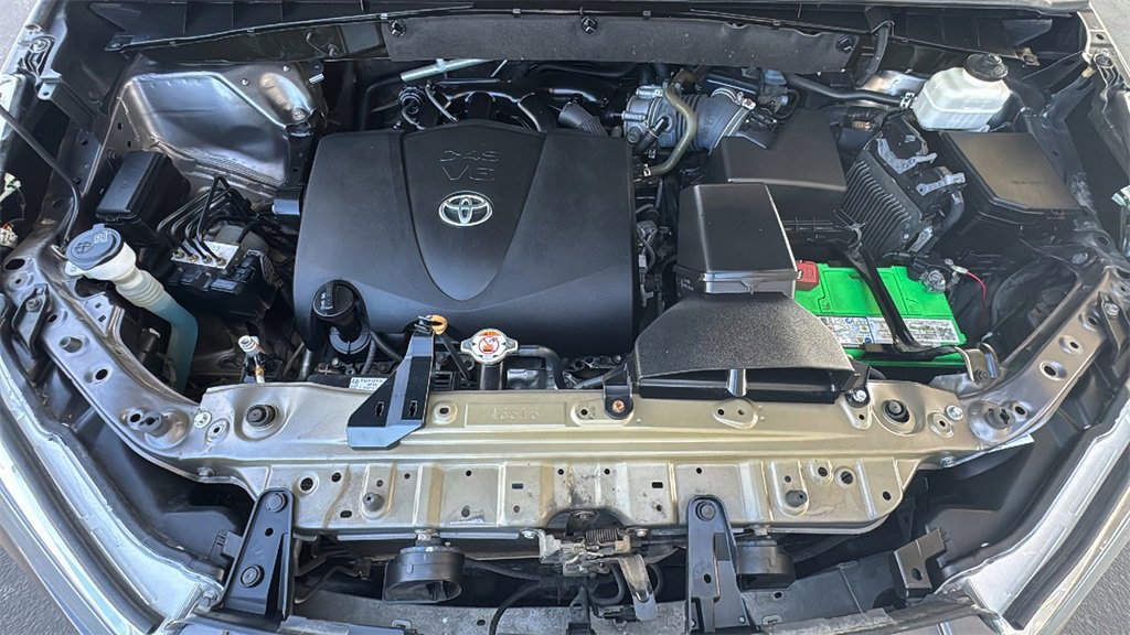 Used 2018 Toyota Highlander Plus image 23
