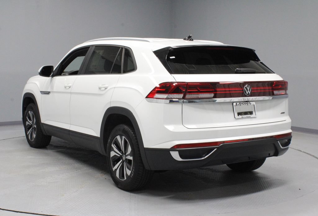 Used 2024 Volkswagen Atlas Cross Sport SE AWD/4WD image 9
