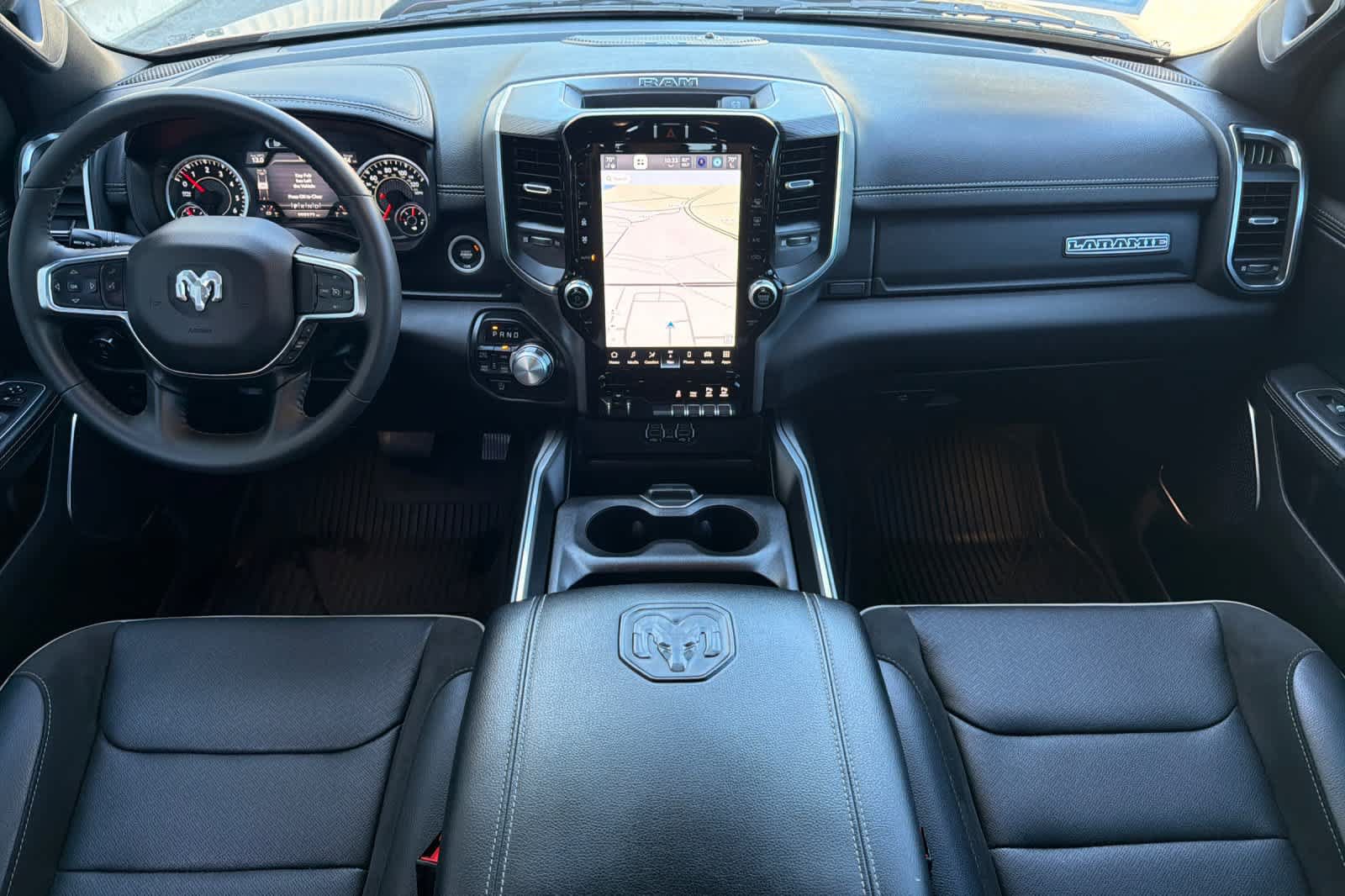 Used 2024 RAM 1500 Laramie AWD/4WD image 3