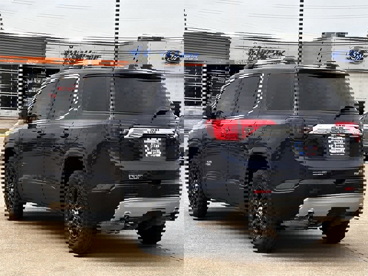 Used 2019 GMC Acadia SLT image 4