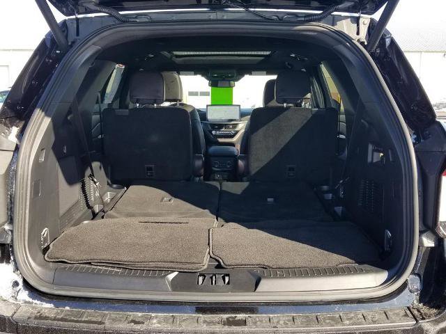 Certified 2025 Ford Explorer Platinum w/ Ultimate Package image 9