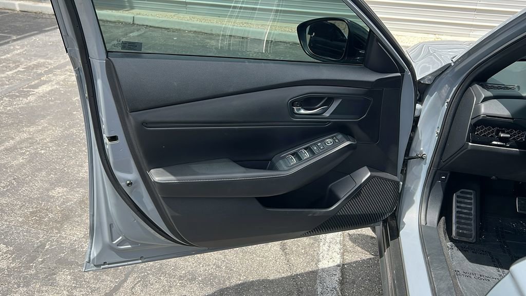 Used 2024 Honda Accord Sport image 12