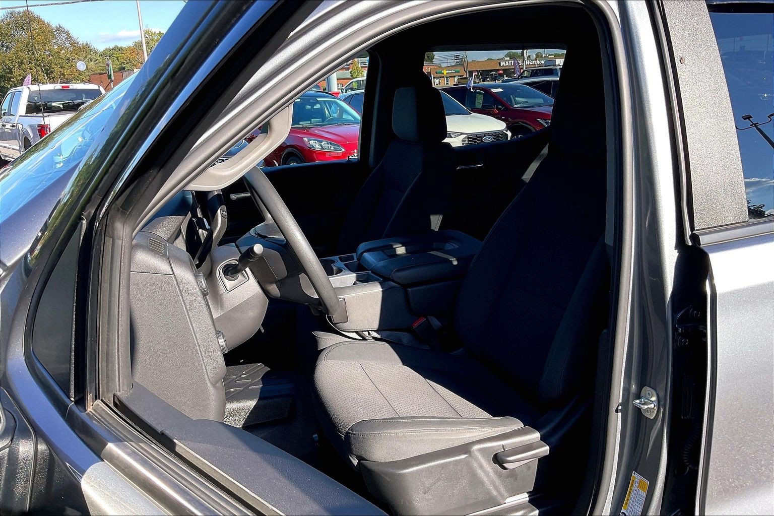 Used 2021 Chevrolet Silverado 1500 Custom AWD/4WD image 25