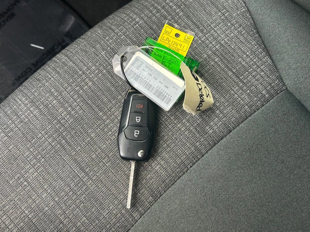 Certified 2025 Ford F250 XLT image 43