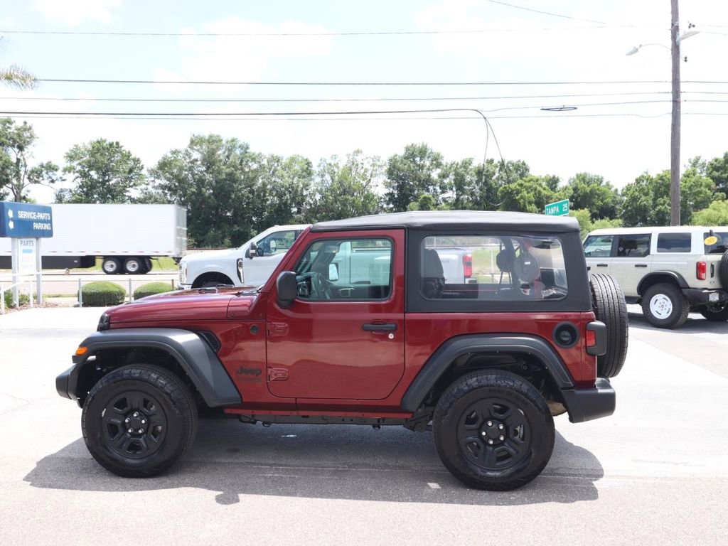Used 2021 Jeep Wrangler Sport AWD/4WD image 8