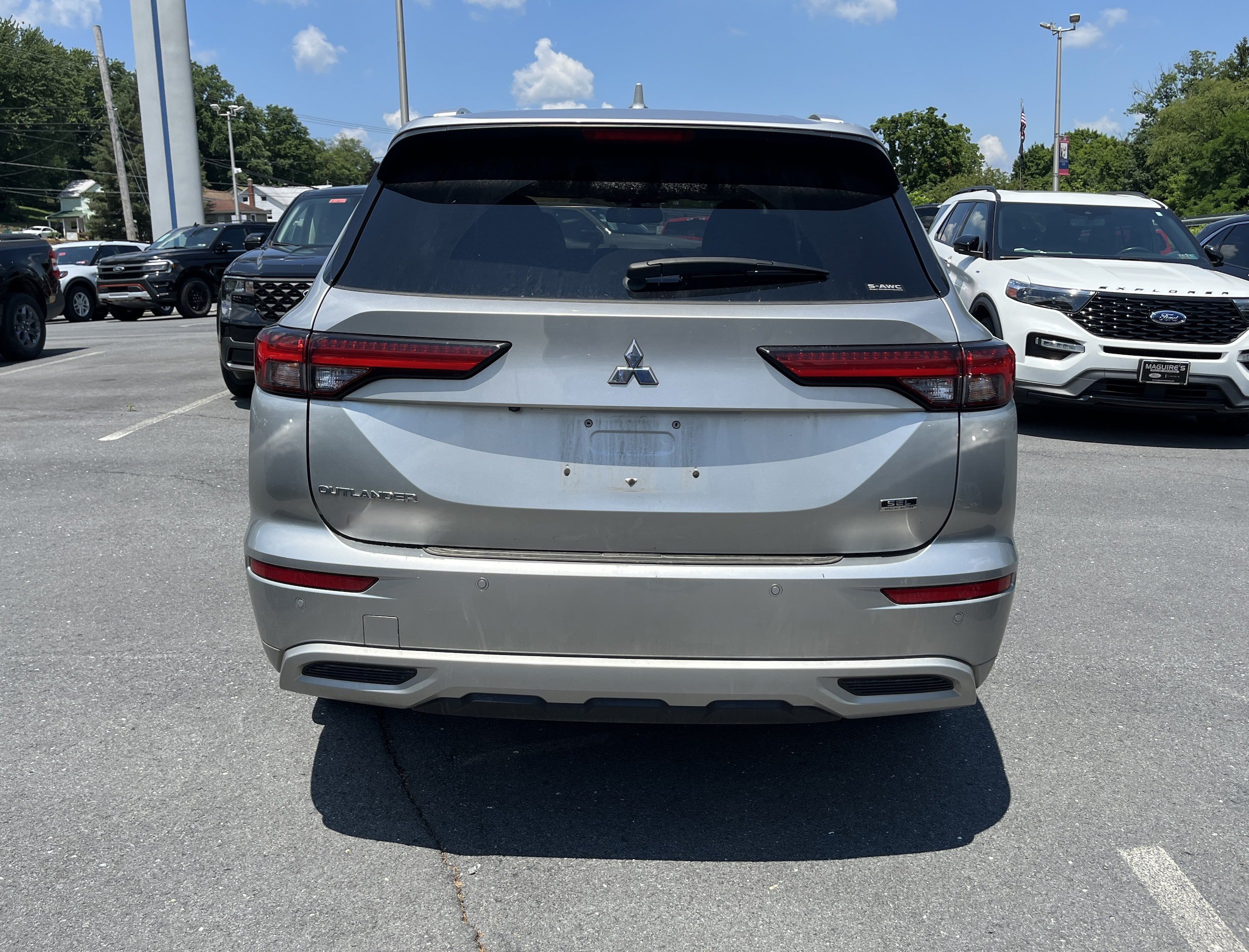 Used 2022 Mitsubishi Outlander SEL AWD/4WD image 6