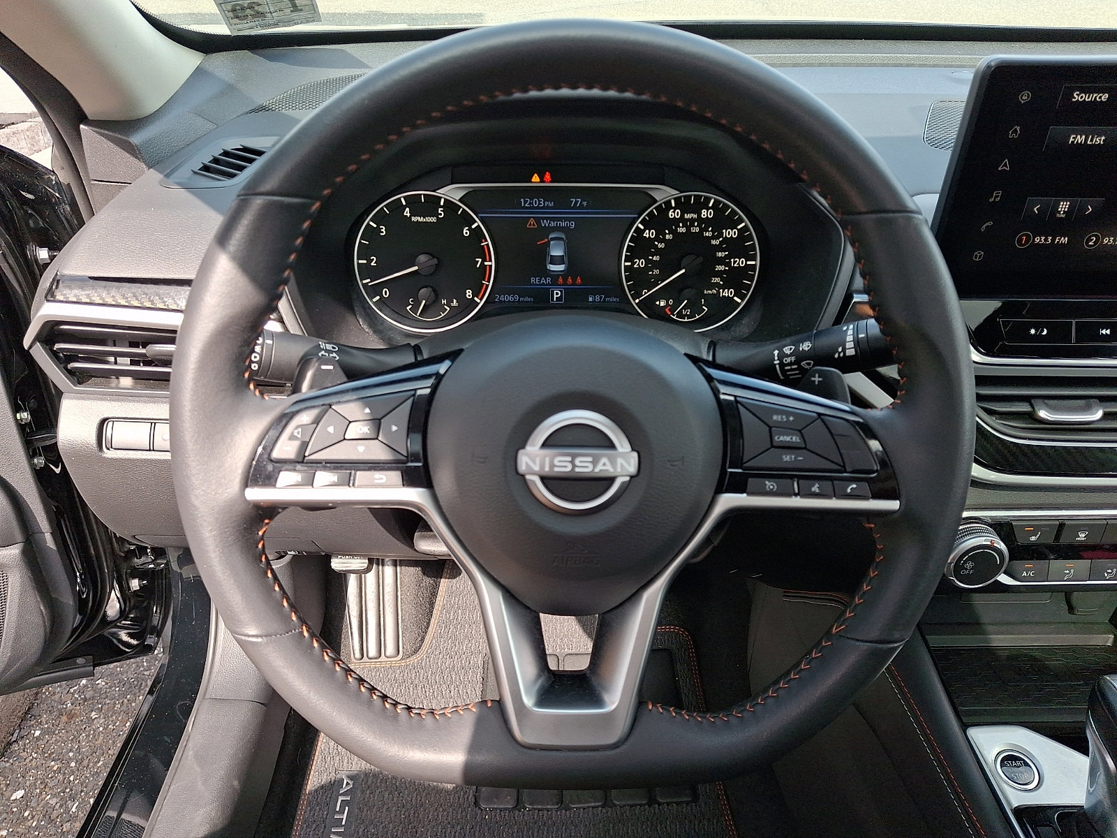 Used 2024 Nissan Altima 2.5 SR w/ SR Premium Package image 23