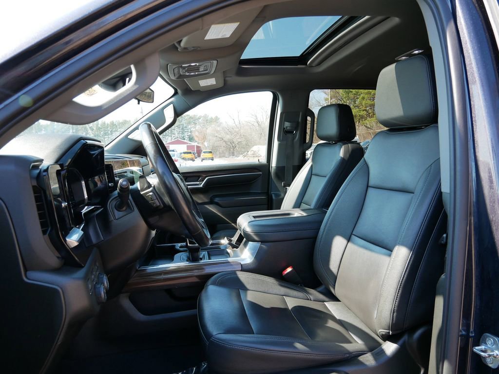 Used 2022 Chevrolet Silverado 1500 RST w/ RST All Star Premium Package AWD/4WD image 15