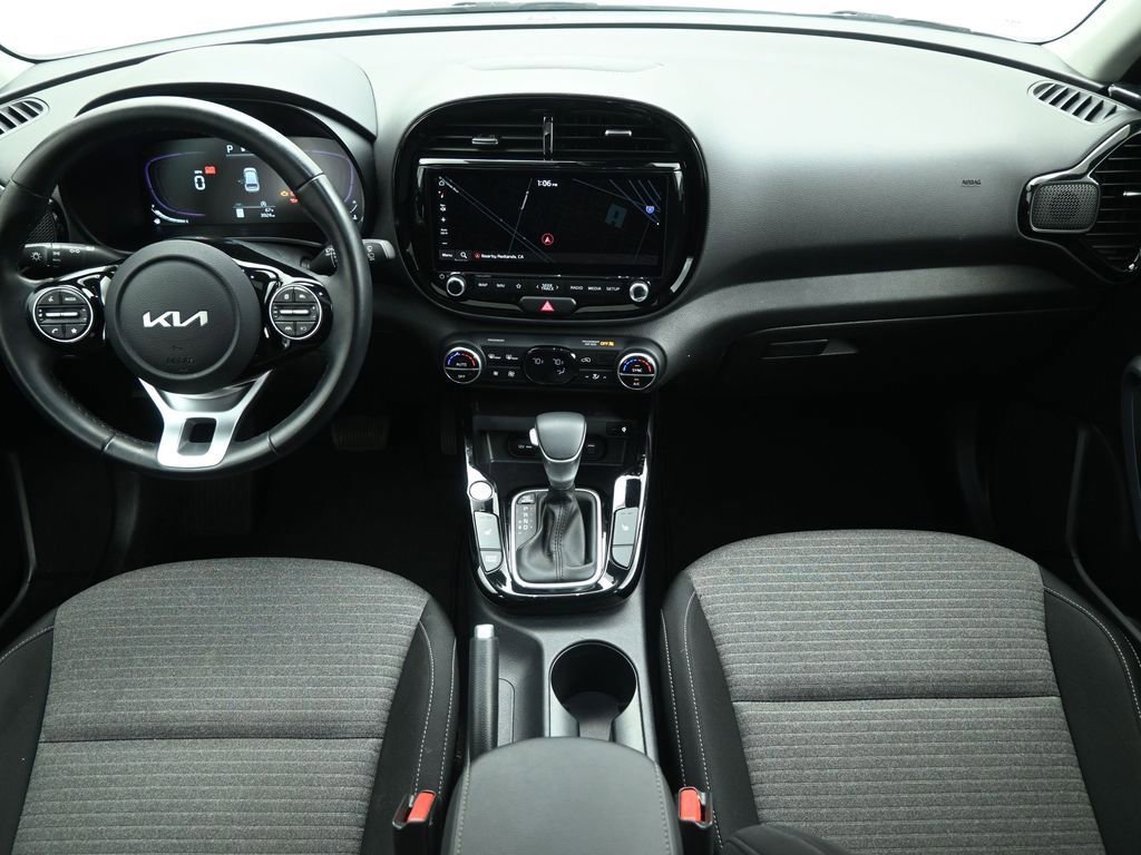 Used 2024 Kia Soul EX image 36