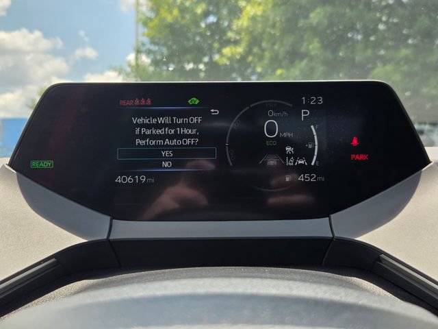 Used 2025 Toyota Prius XLE FWD image 27