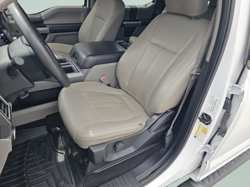 Certified 2018 Ford F150 XLT w/ Trailer Tow Package AWD/4WD image 6
