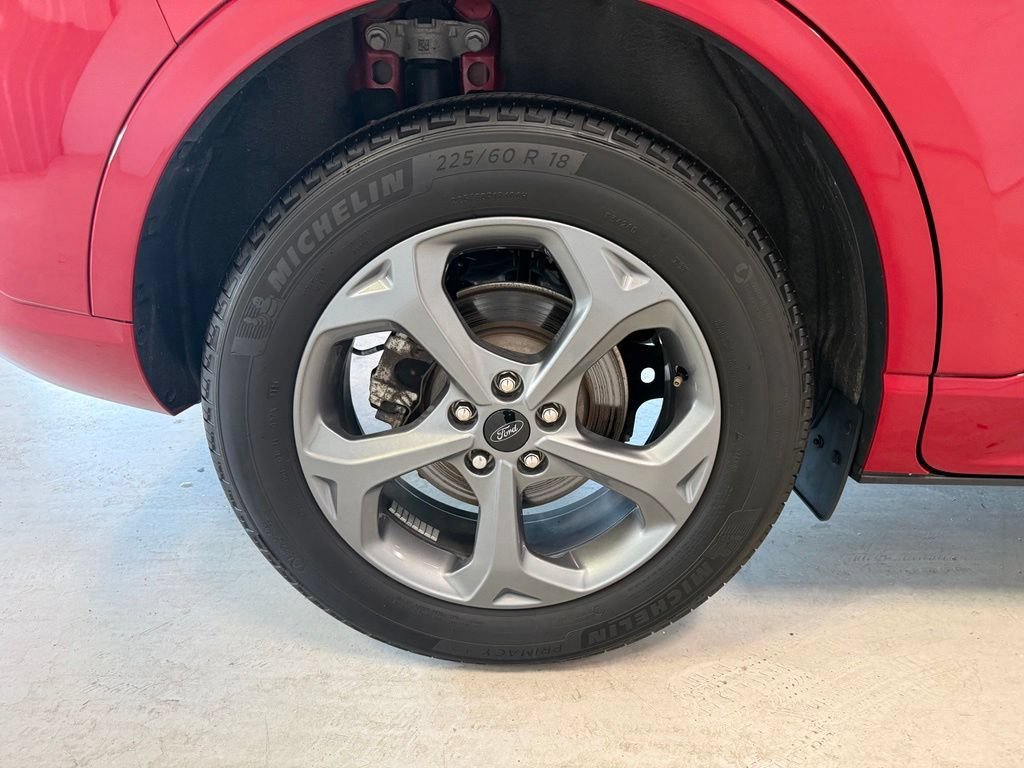 Certified 2024 Ford Escape ST-Line w/ Tech Pack #1 AWD/4WD image 11
