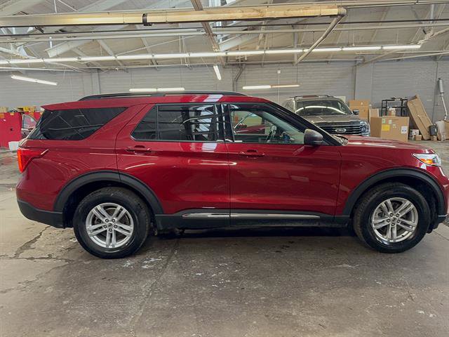 Certified 2023 Ford Explorer XLT AWD/4WD image 6