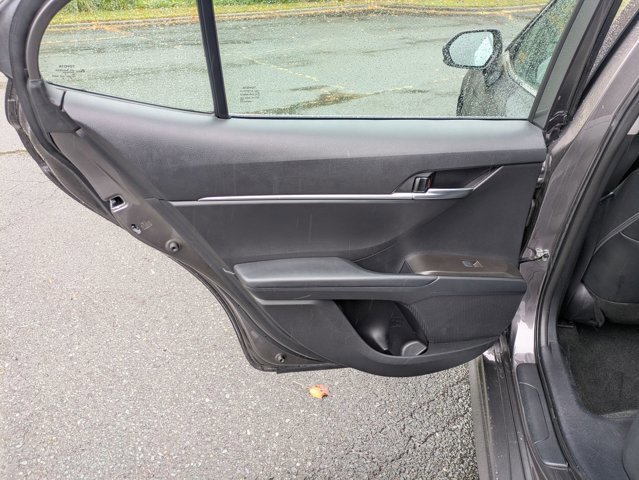 Used 2023 Toyota Camry SE image 24