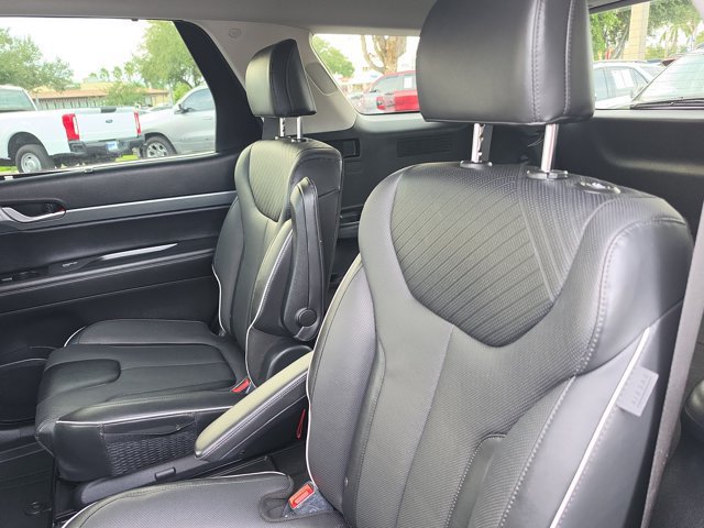 Used 2024 Hyundai Palisade SEL w/ Premium Package FWD image 12