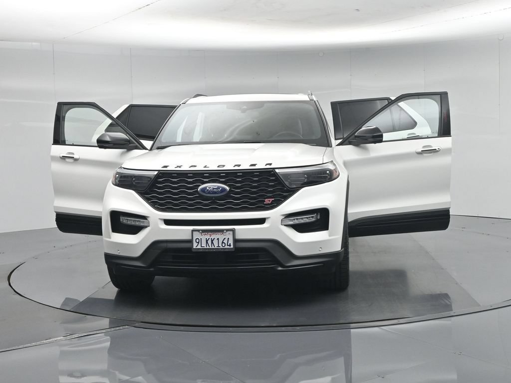 Certified 2023 Ford Explorer ST w/ Equipment Group 401A AWD/4WD image 33