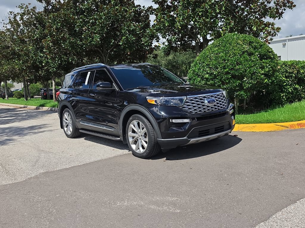 Certified 2023 Ford Explorer Platinum w/ Equipment Group 601A RWD image 2
