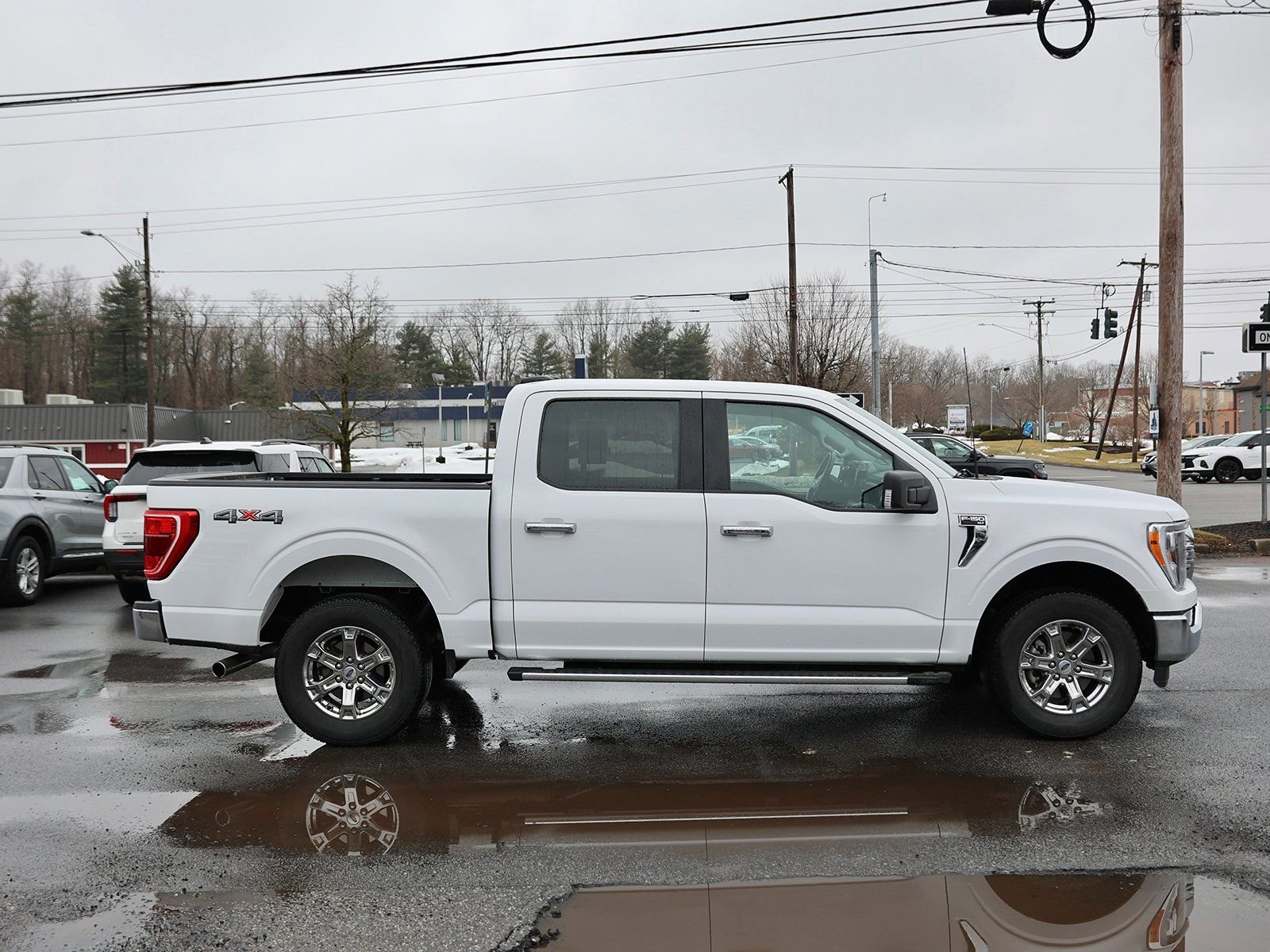 Certified 2022 Ford F150 XLT w/ Equipment Group 302A High image 2