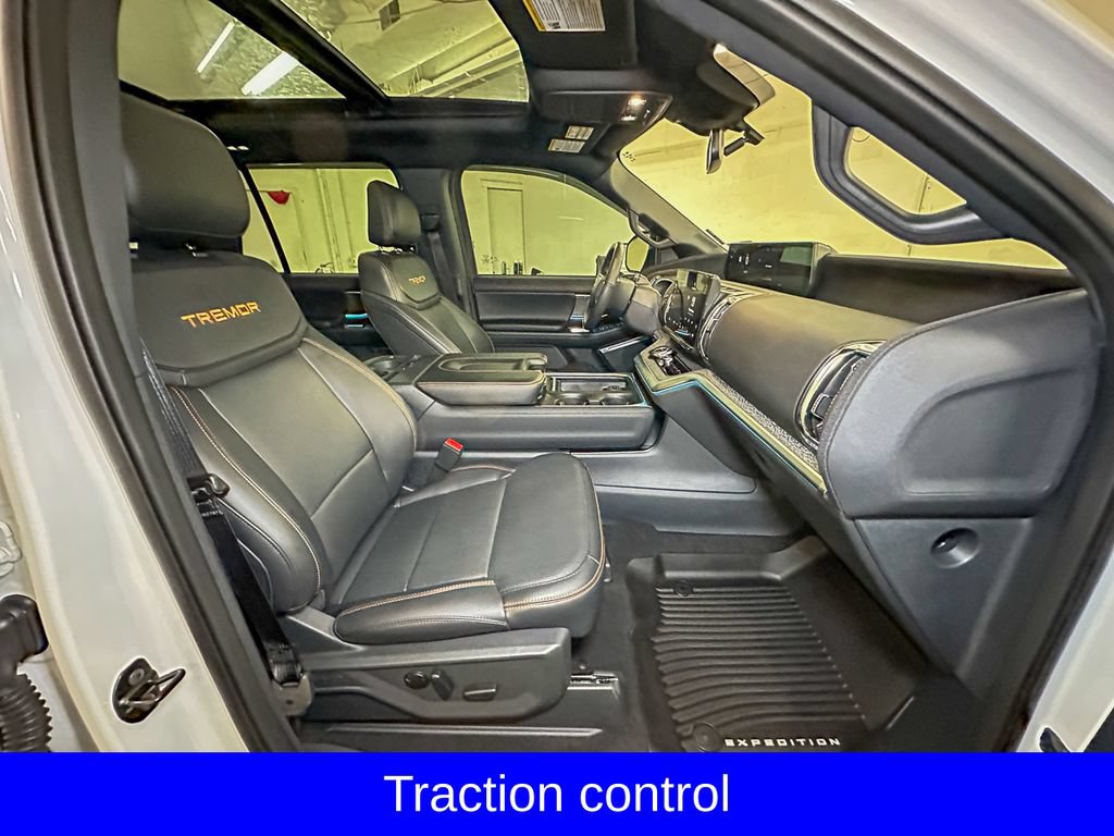 Certified 2025 Ford Expedition Tremor AWD/4WD image 7