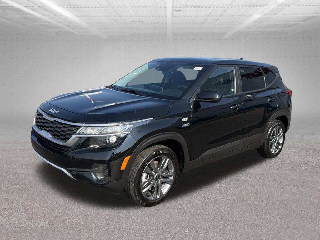 Used 2022 Kia Seltos LX AWD/4WD image 4