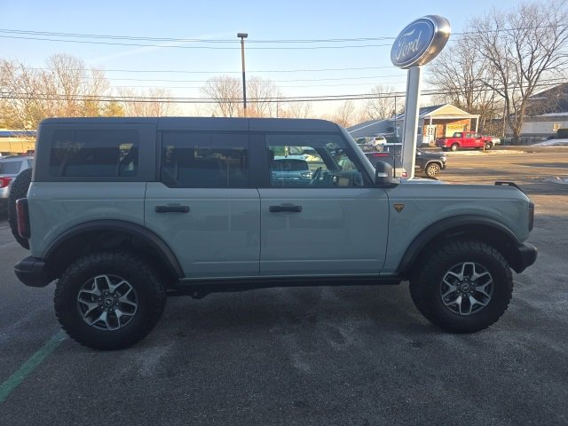 Certified 2023 Ford Bronco Badlands image 5