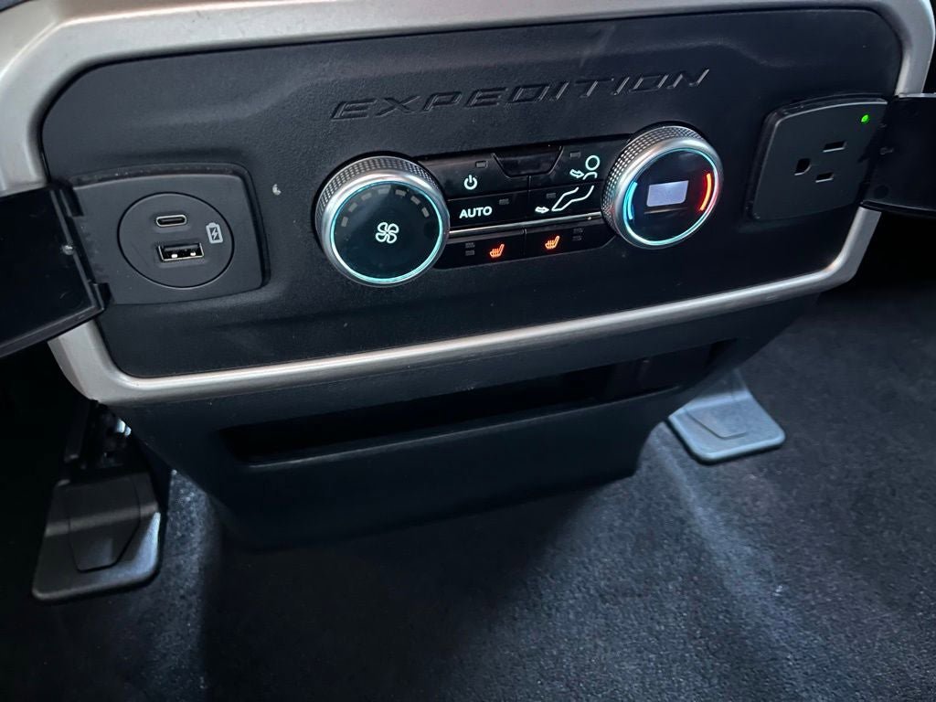 Certified 2023 Ford Expedition Limited AWD/4WD image 16
