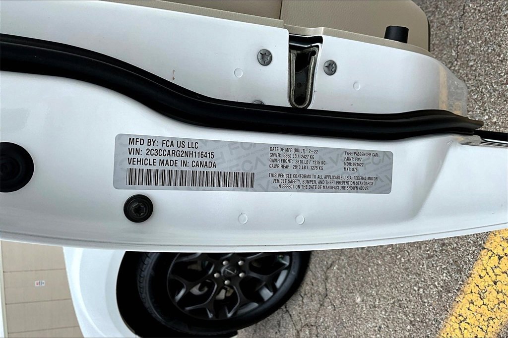 Used 2022 Chrysler 300 Touring w/ Sport Appearance Package image 35