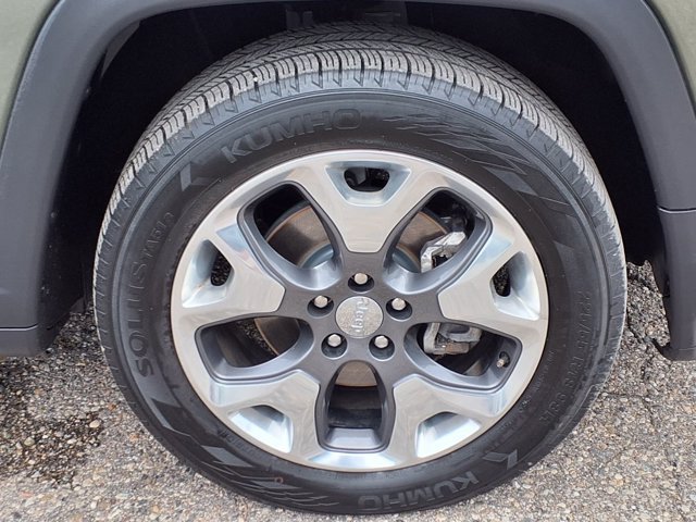 Used 2021 Jeep Compass Limited AWD/4WD image 26