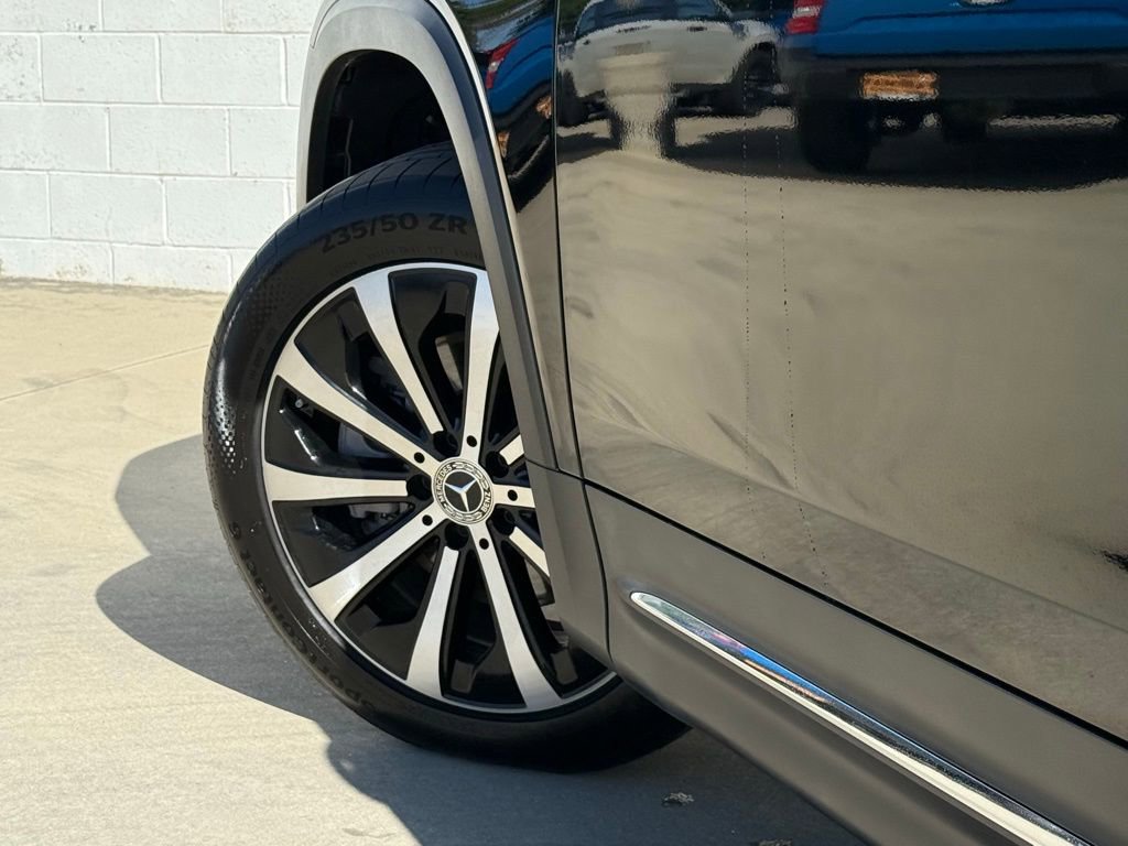 Used 2022 Mercedes-Benz GLB 250 w/ Premium Package Lite image 19