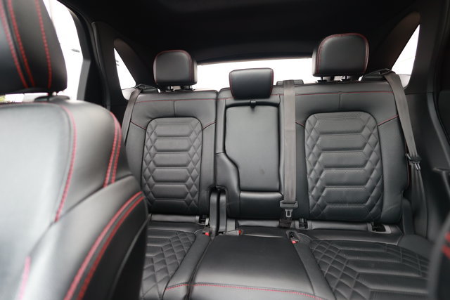 Certified 2024 Ford Escape ST-Line Elite w/ Premium Technology Package AWD/4WD image 20