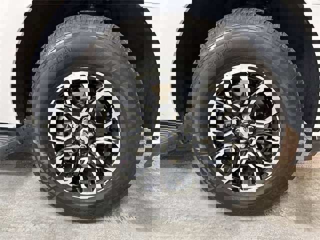 Certified 2024 Ford Expedition Max XLT image 2