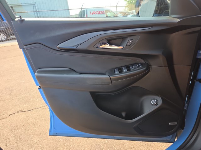 Used 2023 Chevrolet TrailBlazer RS w/ Sun and Liftgate Package AWD/4WD image 17