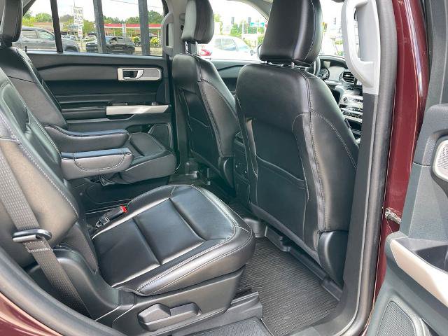 Certified 2023 Ford Explorer XLT w/ Equipment Group 202A AWD/4WD image 17