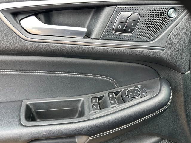 Certified 2022 Ford Edge Titanium image 13