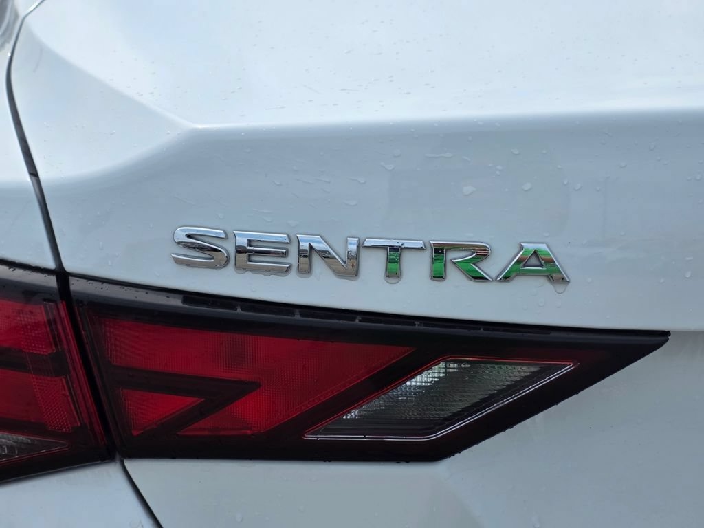 Used 2024 Nissan Sentra SV FWD image 13